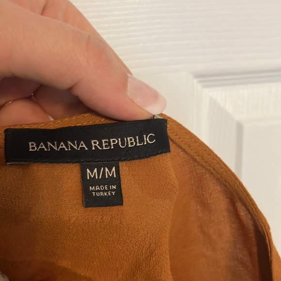 Clay button up Banana Republic blouse - Picture 4 of 5